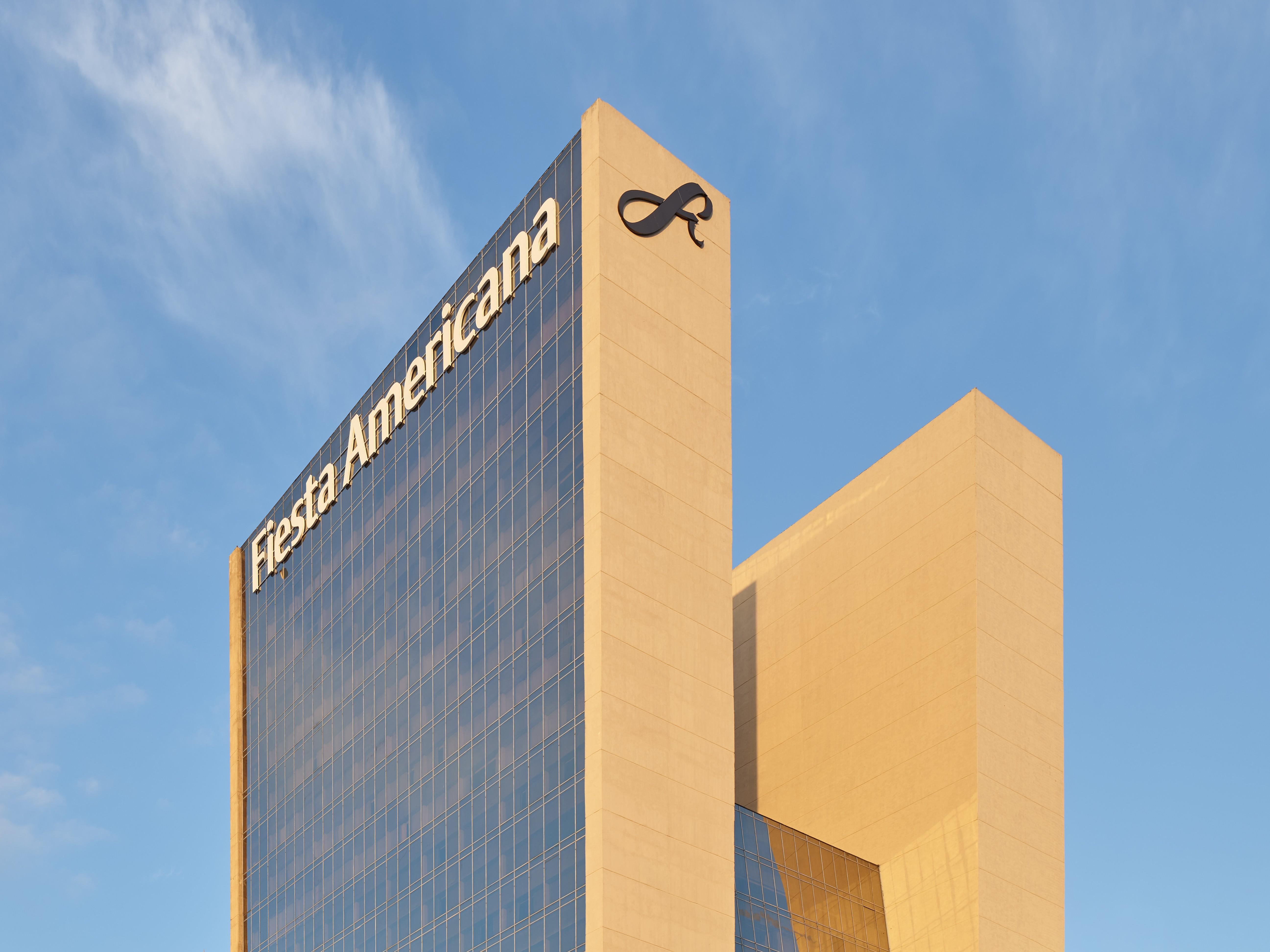 เฟียสตา อเมริกานา กวาดาลาคารา Hotel กัวดาลาฮารา ภายนอก รูปภาพ